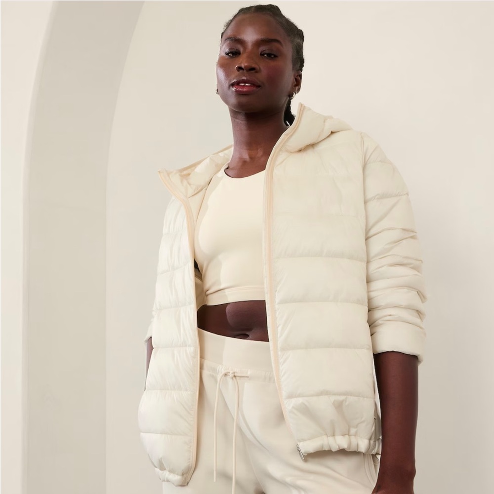 Athleta Aire Puffer Jacket (white, medium)